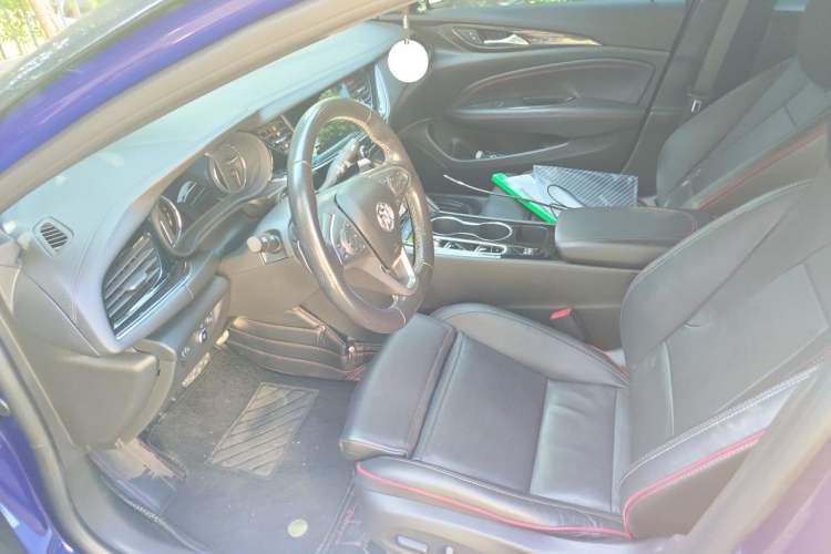 Used Buick Regal 2021 GS 28T Elite Model Left Front Seat