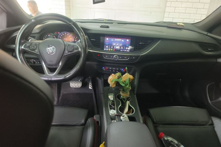 Used Buick Regal 2021 Facelifted GS 28T Elite Model Center Console