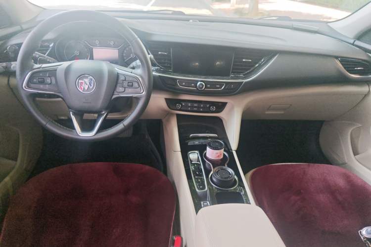 Used Buick Regal 2021 552T Elite Edition Center Console