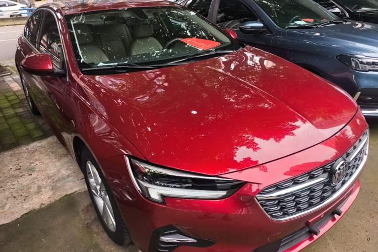 Used Buick Regal 2021 552T Elite Edition Front Right 45 Deg
