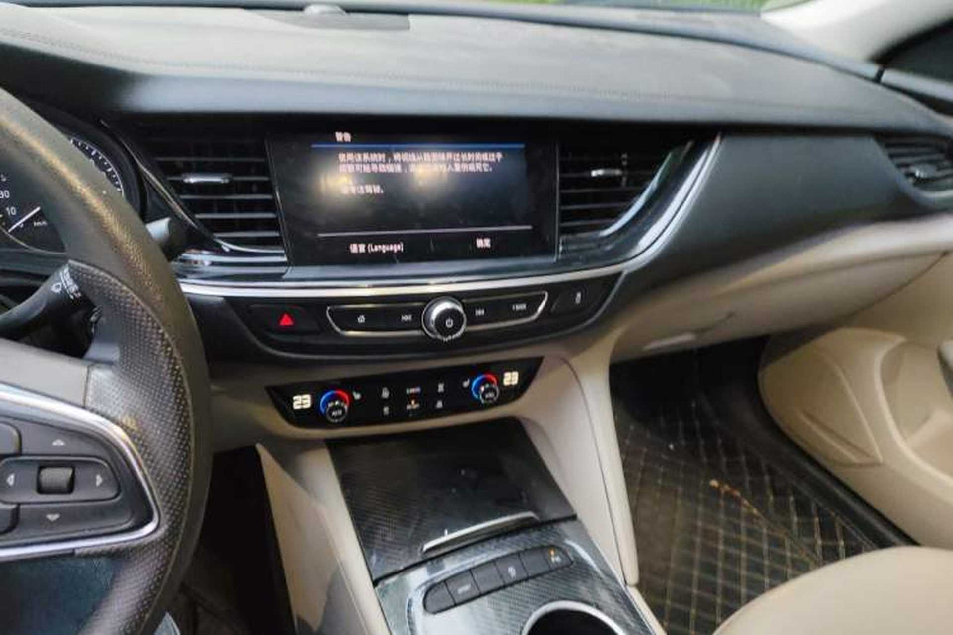 Used Buick Regal 2021 552T Elite Edition Audio And AC Panel