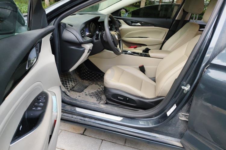 Used Buick Regal 2021 552T Elite Edition Driver Seat