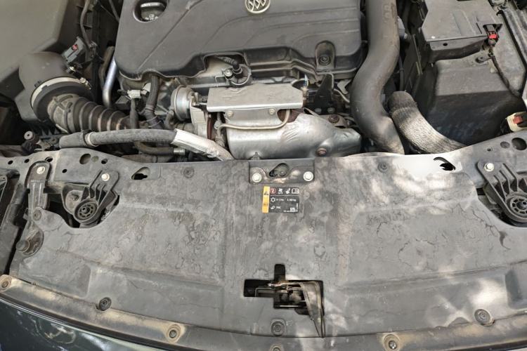 Used Buick Regal 2021 552T Elite Edition Engine Bay