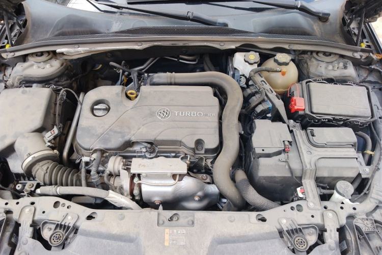 Used Buick Regal 2021 552T Elite Edition Engine Bay