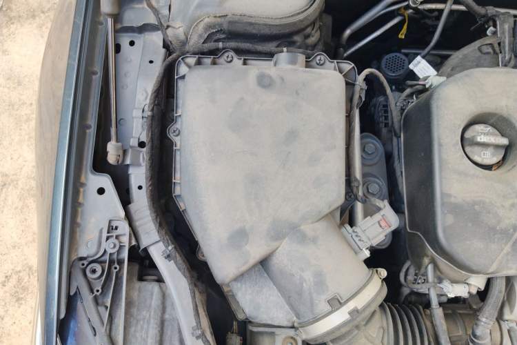 Used Buick Regal 2021 552T Elite Edition Engine Bay Right