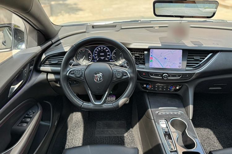 Used Buick Regal 2021 GS 28T Prestige Model Interior 3
