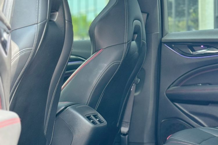 Used Buick Regal 2021 GS 28T Prestige Model Interior 4