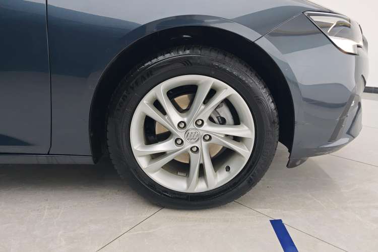 Used Buick Regal 2021 552T Elite Edition Left Rear Wheel Hub