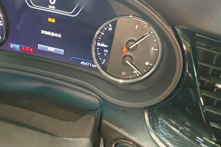 Used Buick Regal 2021 552T Elite Edition Odometer Close Up