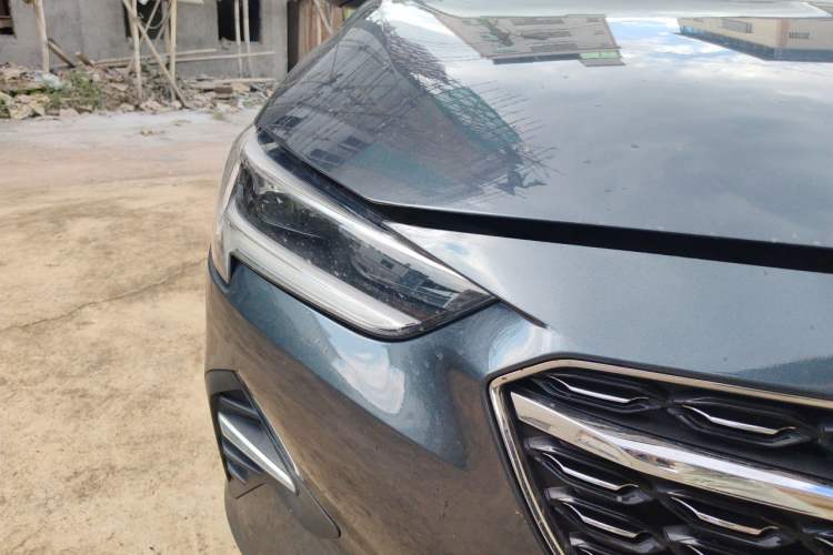 Used Buick Regal 2021 552T Elite Edition Right Front Headlight