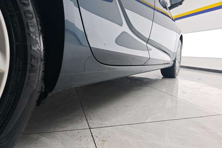 Used Buick Regal 2021 552T Elite Edition Right Side Sill