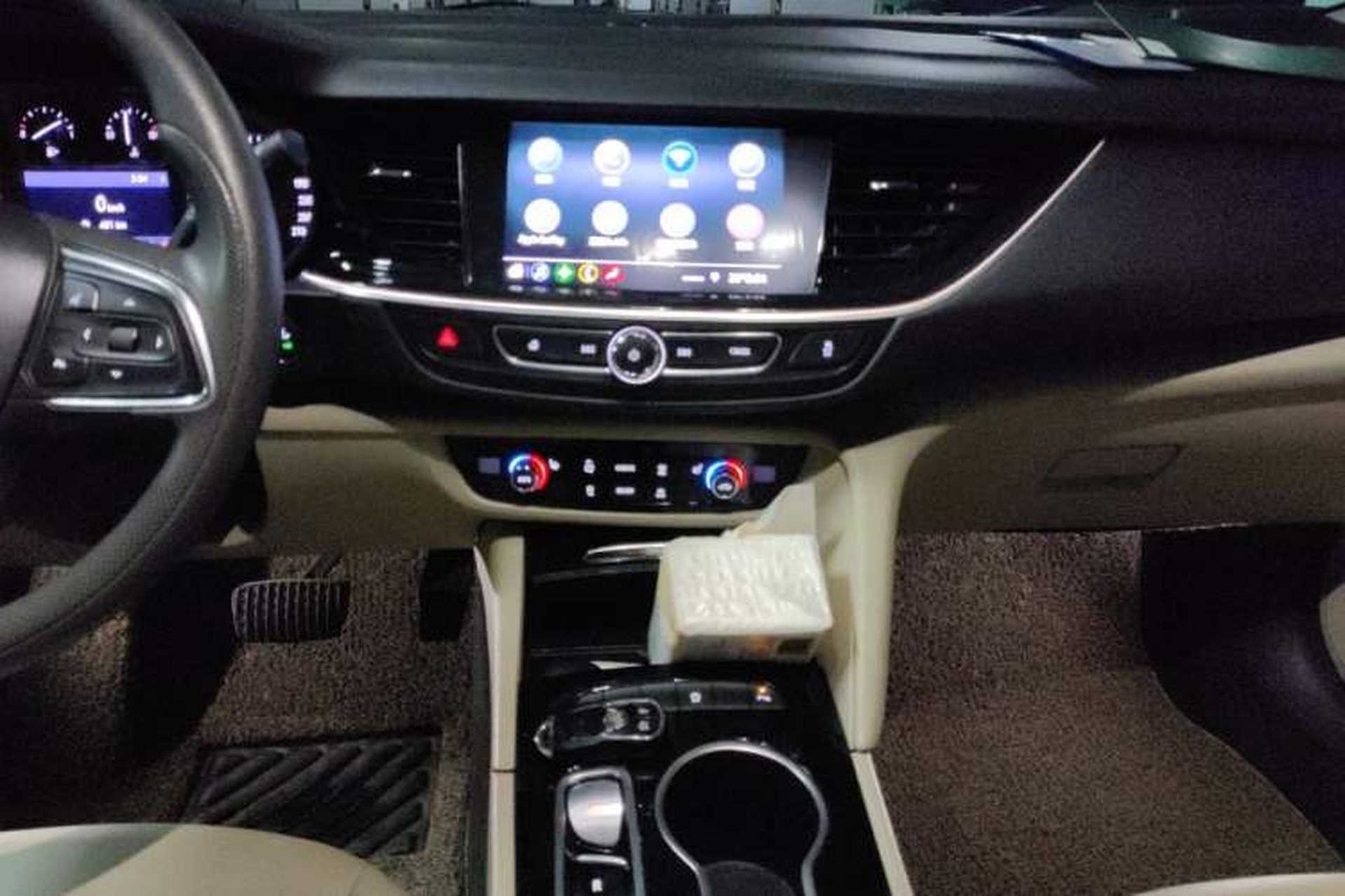 Used Buick Regal 2021 552T Elite Edition Audio And AC Panel