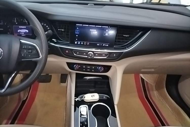 Used Buick Regal 2021 552T Elite Edition Audio And AC Panel