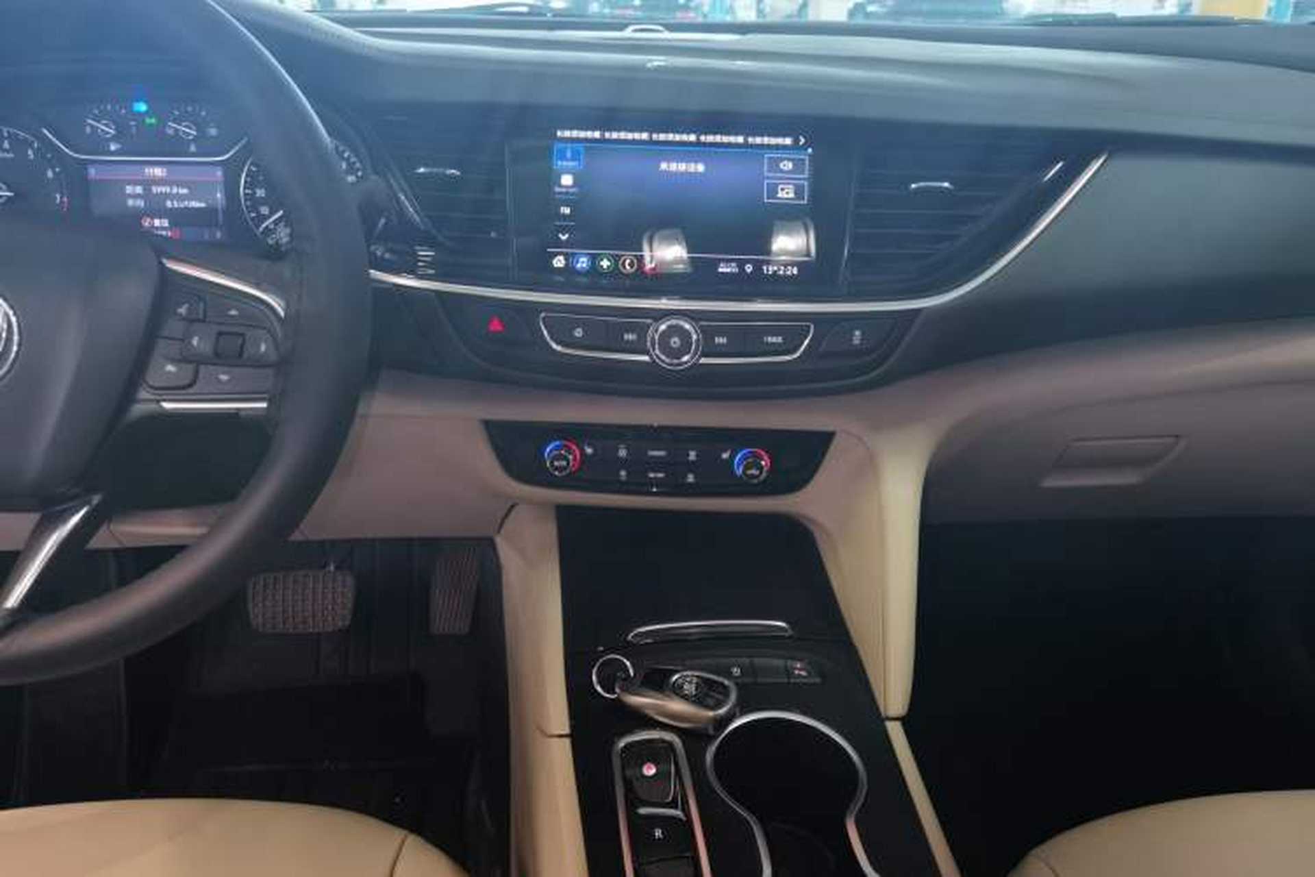 Used Buick Regal 2021 552T Elite Edition Audio And AC Panel