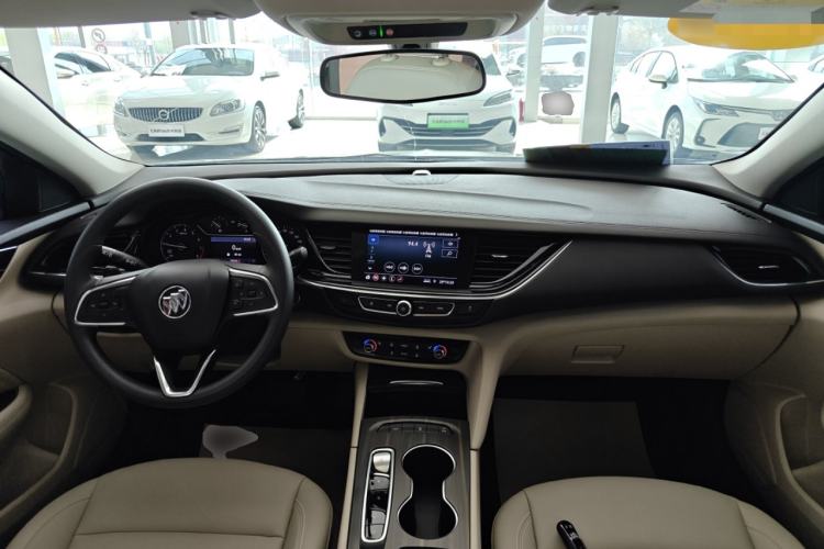 Used Buick Regal 2021 552T Elite Edition Center Console