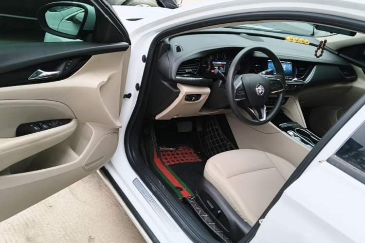 Used Buick Regal 2021 552T Elite Edition Driver Seat