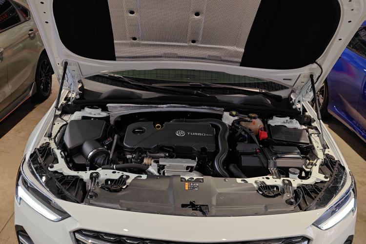 Used Buick Regal 2021 552T Elite Edition Engine Bay