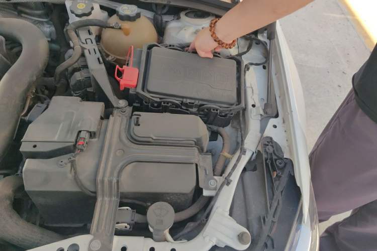 Used Buick Regal 2021 552T Elite Edition Engine Bay Left