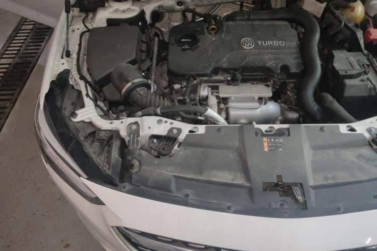 Used Buick Regal 2021 552T Elite Edition Engine Bay Right