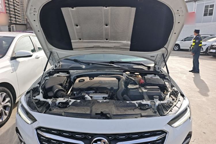 Used Buick Regal 2021 552T Elite Edition Engine Bay