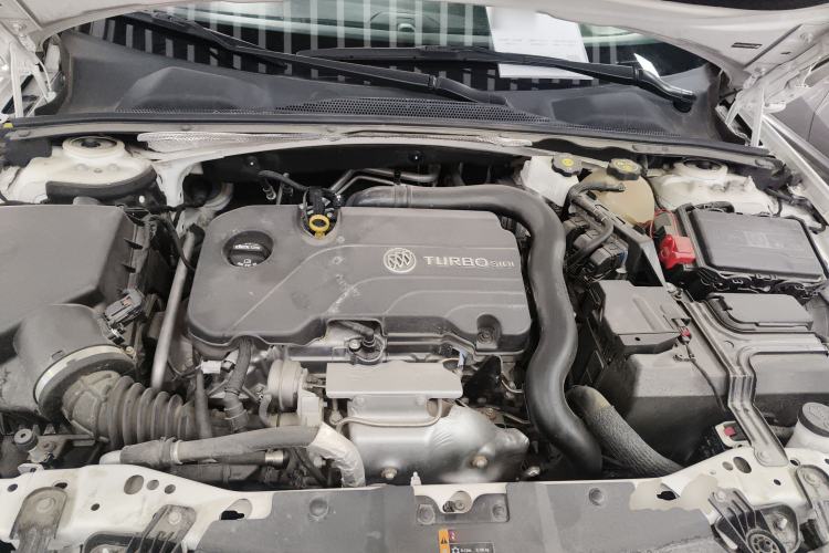 Used Buick Regal 2021 552T Elite Edition Engine Bay