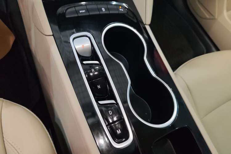 Used Buick Regal 2021 552T Elite Edition Gear Lever