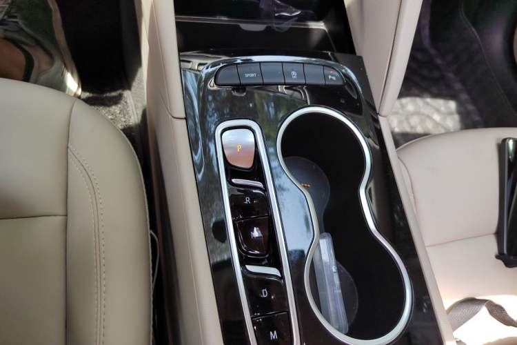 Used Buick Regal 2021 552T Elite Edition Gear Lever