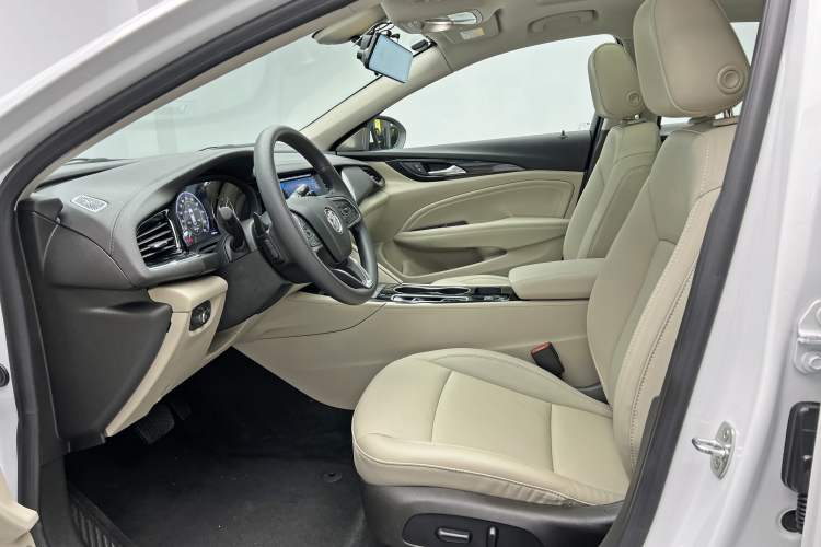 Used Buick Regal 2021 552T Elite Edition Interior 3
