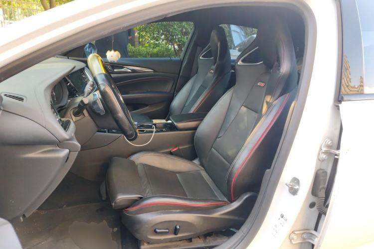 Used Buick Regal 2021 GS 28T Elite Model Left Front Seat