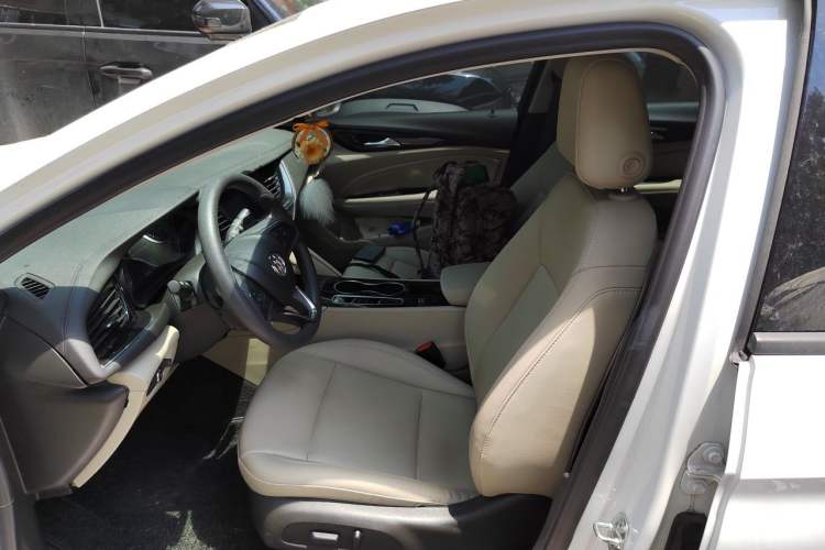 Used Buick Regal 2021 552T Elite Edition Left Front Seat