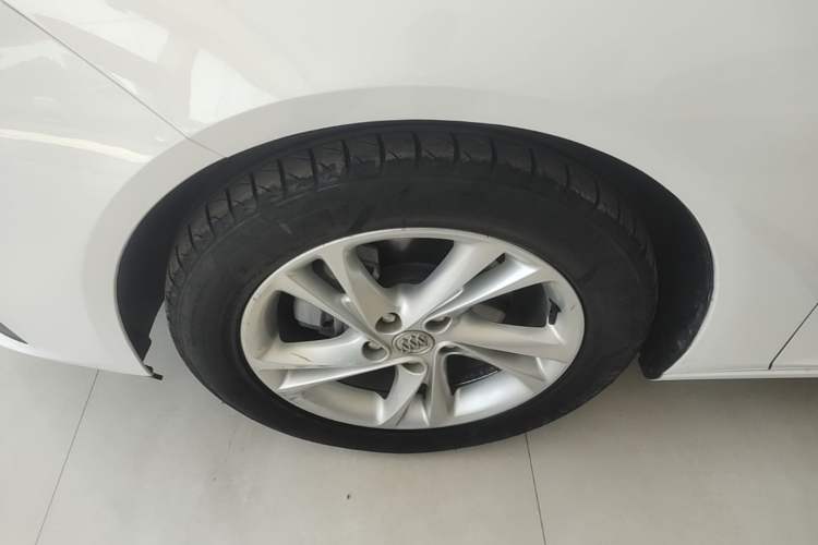 Used Buick Regal 2021 552T Elite Edition Left Front Wheel Hub