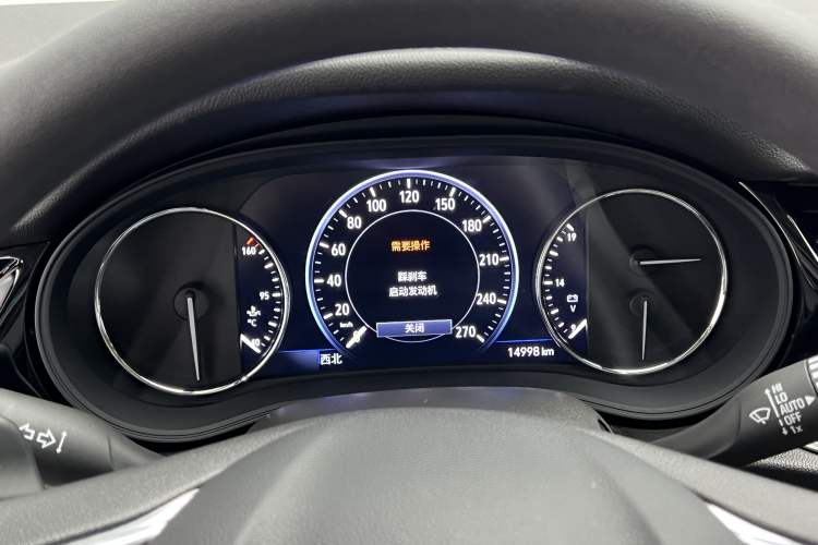 Used Buick Regal 2021 552T Elite Edition Odometer Close Up