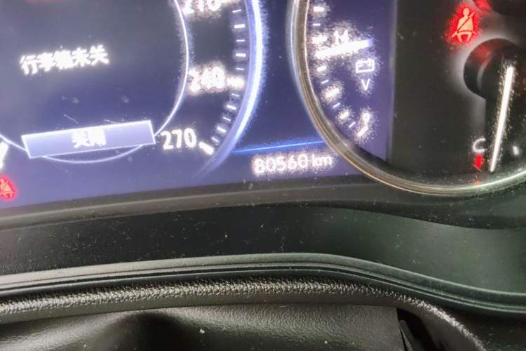 Used Buick Regal 2021 552T Elite Edition Odometer Close Up