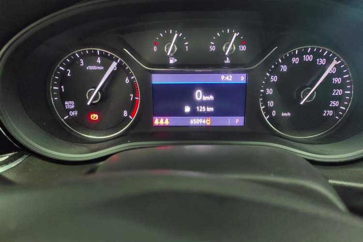 Used Buick Regal 2021 552T Elite Edition Odometer Close Up