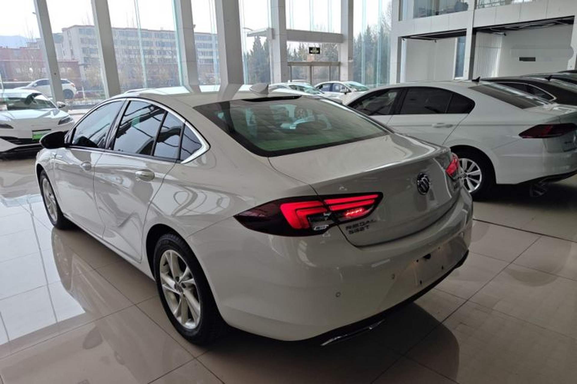 Used Buick Regal 2021 552T Elite Edition Rear Left 45 Deg