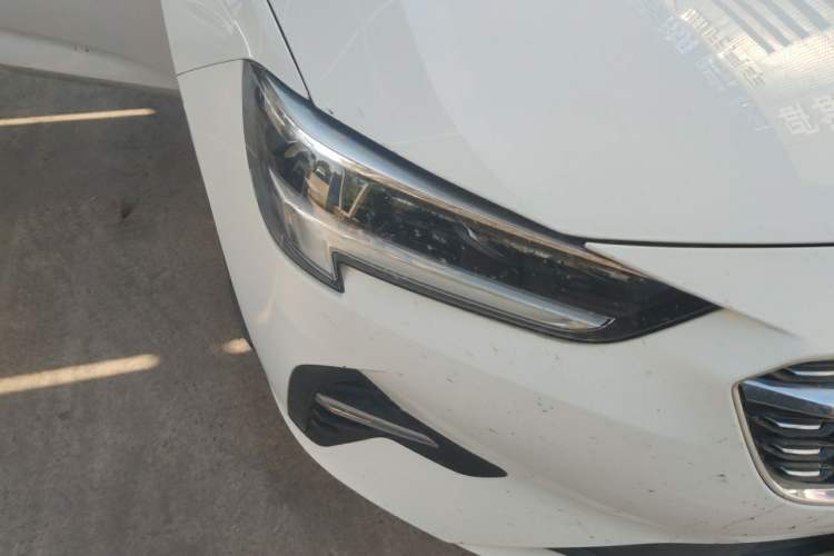 Used Buick Regal 2021 552T Elite Edition Right Front Headlight