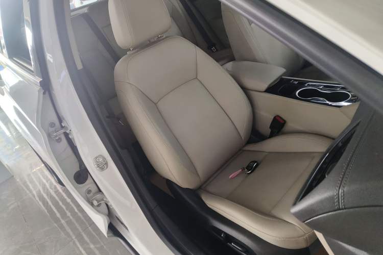 Used Buick Regal 2021 552T Elite Edition Right Front Seat
