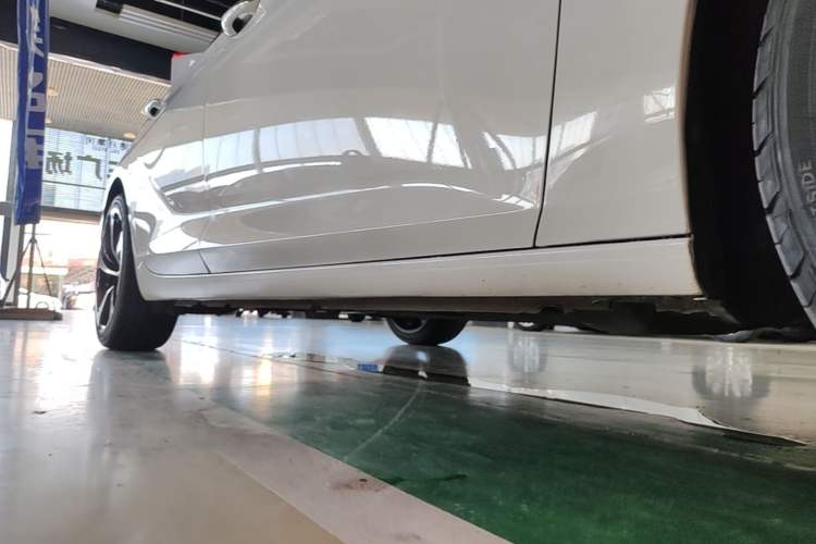 Used Buick Regal 2021 552T Elite Edition Right Side Sill