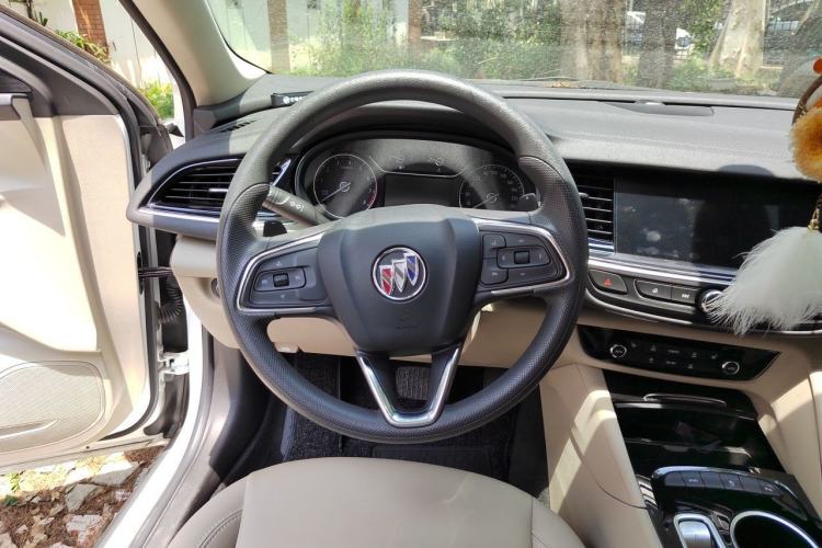 Used Buick Regal 2021 552T Elite Edition Steering Wheel
