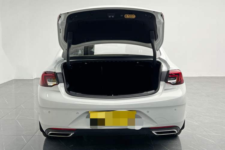 Used Buick Regal 2021 552T Elite Edition Trunk