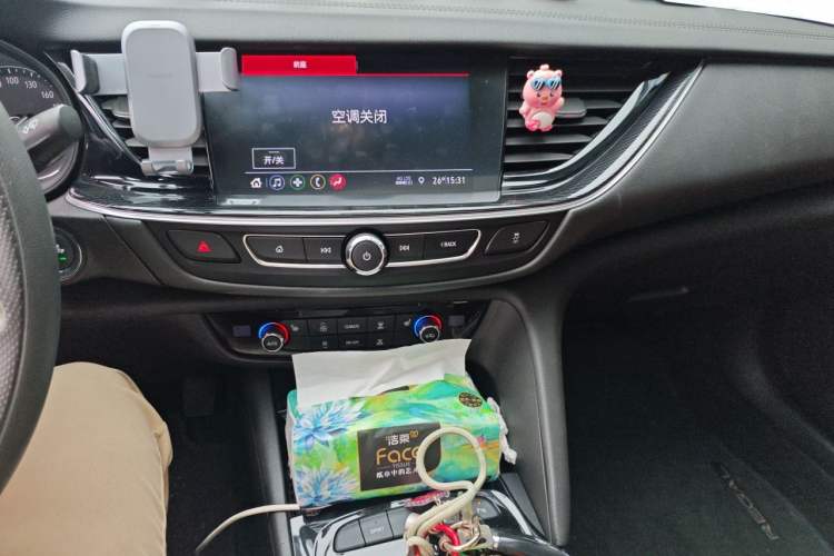 Used Buick Regal 2022 652T Smart Enjoyment Version Audio And AC Panel