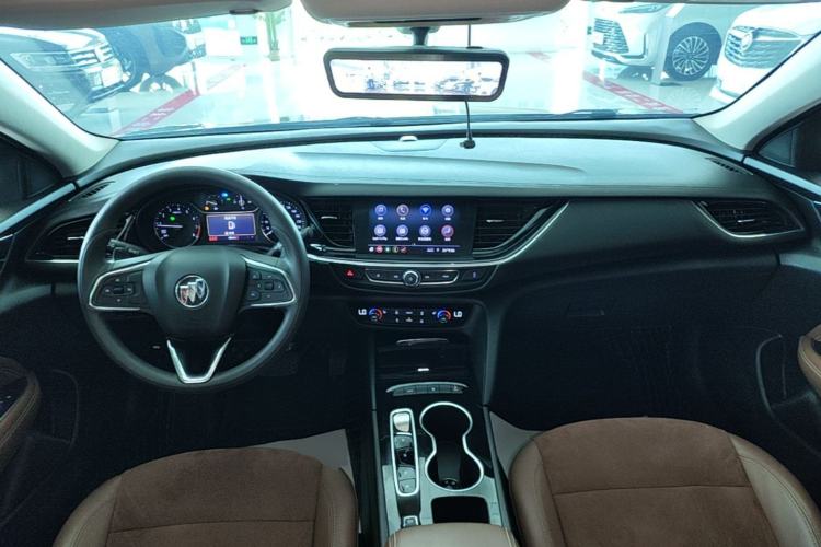 Used Buick Regal 2022 552T Smart Edition Center Console