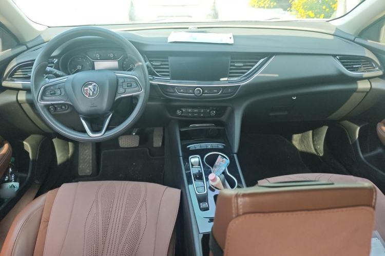 Used Buick Regal 2022 552T Smart Edition Center Console