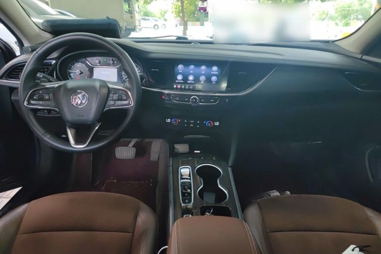 Used Buick Regal 2022 552T Smart Edition Center Console