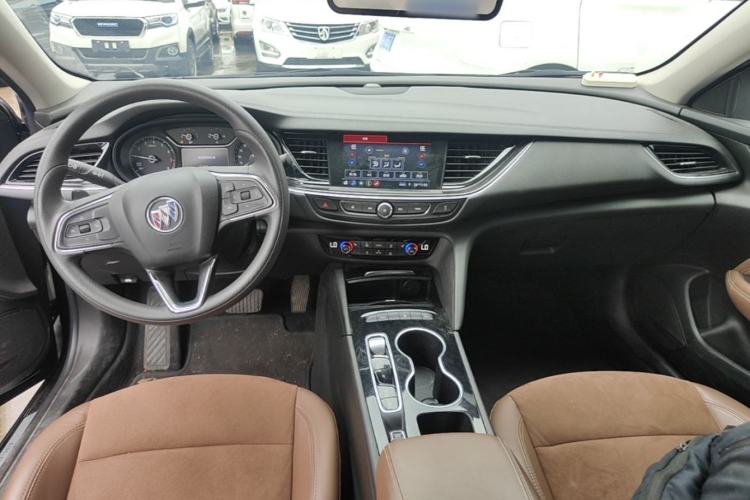 Used Buick Regal 2022 552T Smart Edition Center Console