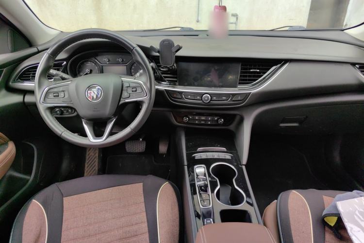 Used Buick Regal 2022 552T Smart Edition Center Console