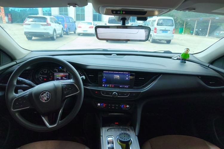 Used Buick Regal 2022 552T Smart Edition Center Console