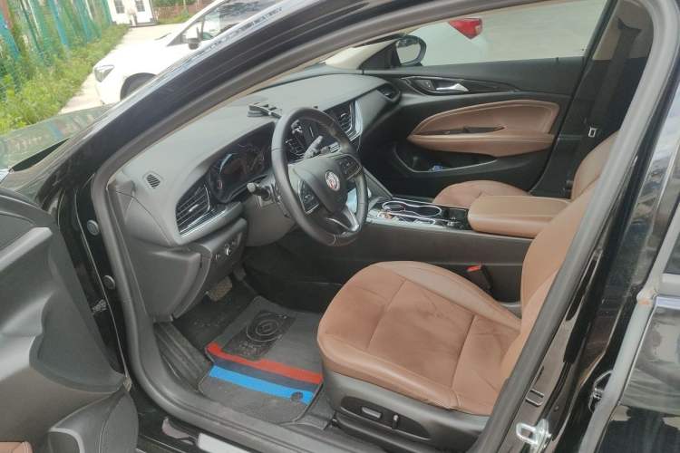Used Buick Regal 2022 552T Smart Edition Driver Seat