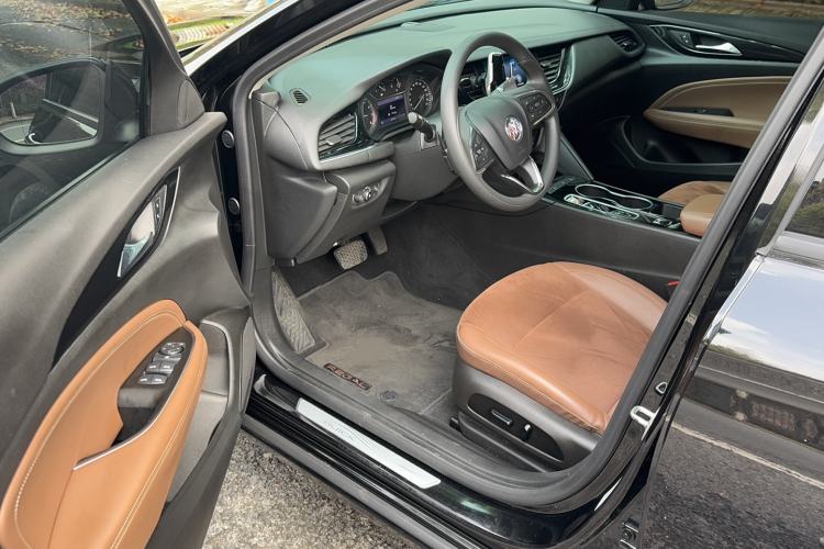 Used Buick Regal 2022 552T Smart Edition Driver Seat