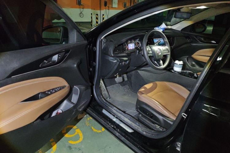 Used Buick Regal 2022 552T Smart Edition Driver Seat